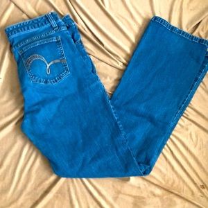 Ladies Lee Slender Secret Jeans - really cute on!  Size 10 medium